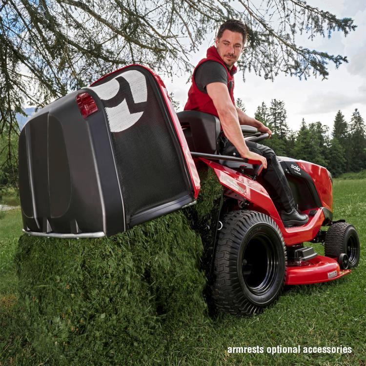 AL-KO Premium Petrol Rear Collect Lawn Tractor (105cm Cut)  - AK127710-10.jpg